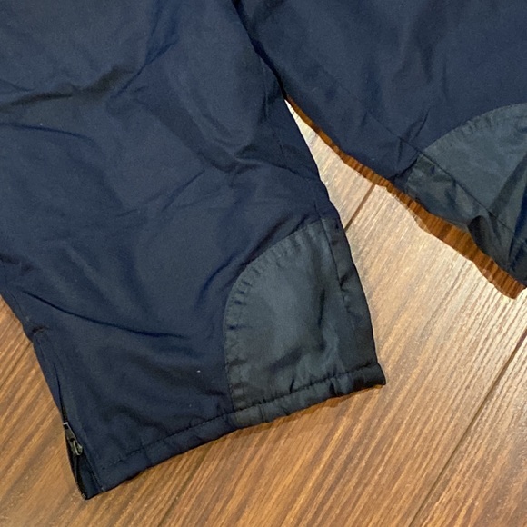 Navy snowsuit size 3T - Picture 3 of 7
